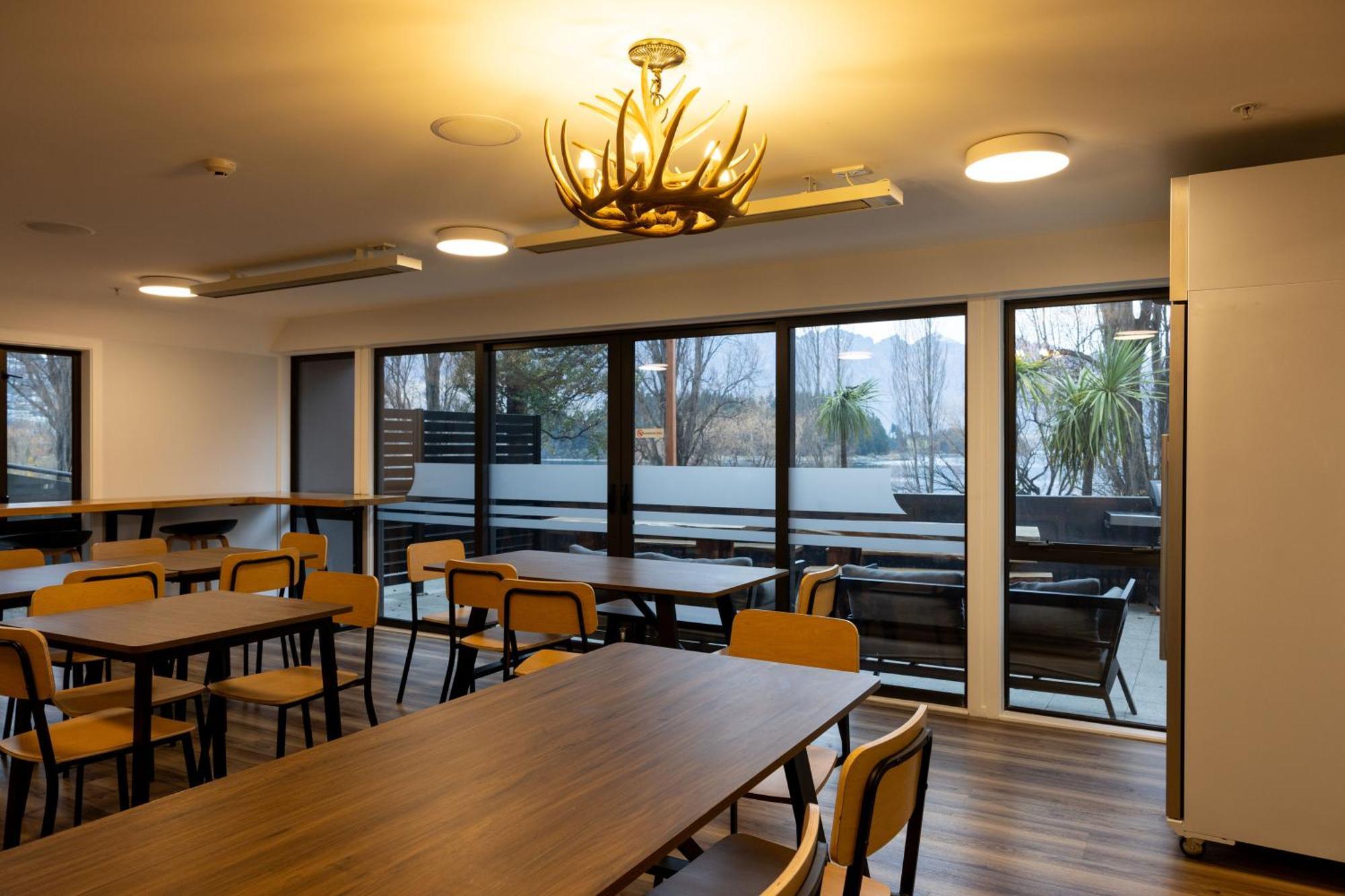Haka House Queenstown Lakefront Εξωτερικό φωτογραφία